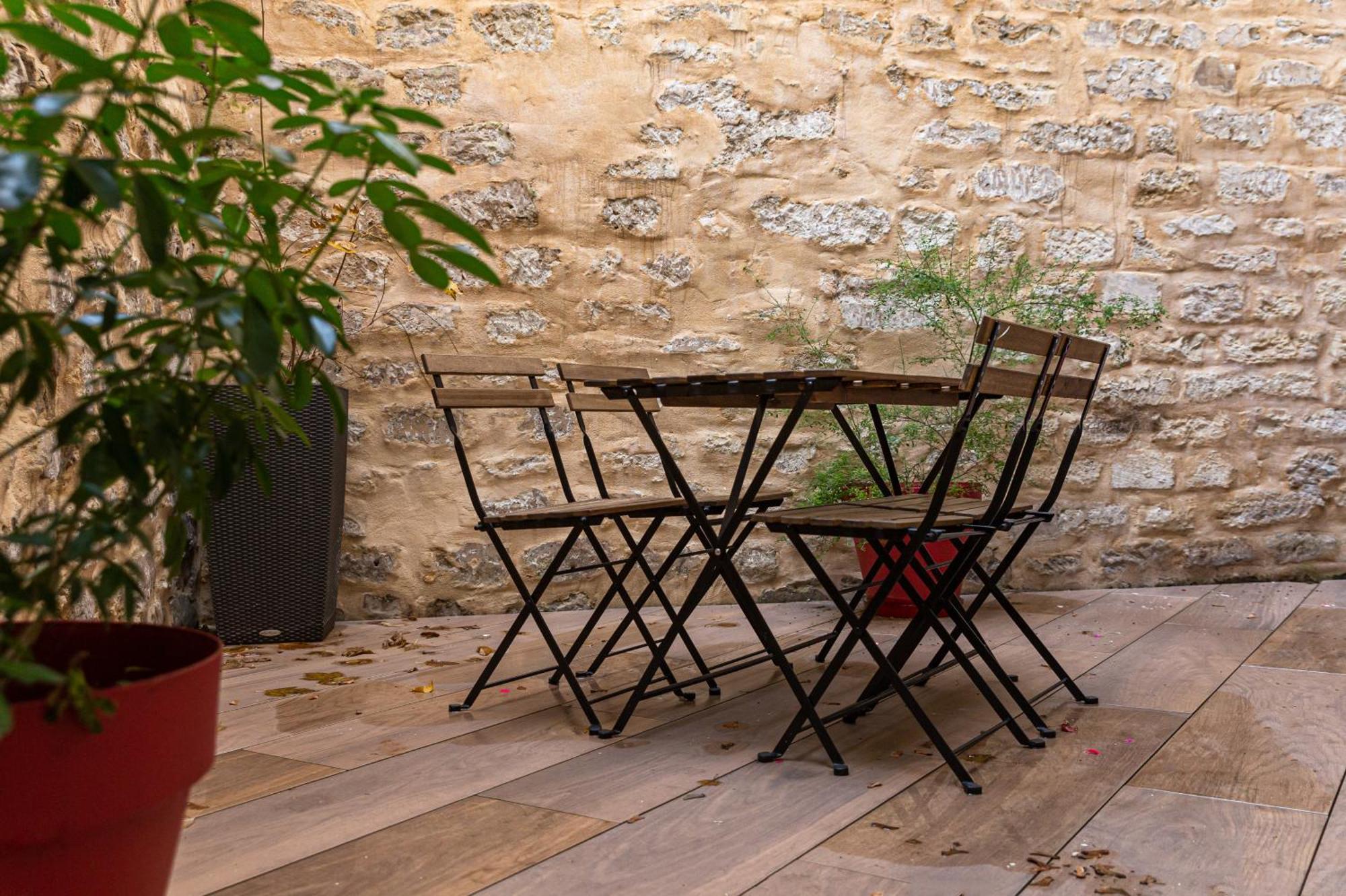 Parking Gratuit - Montmartre Charme & Patio Prive - Sacre-Coeur Metro Anvers ปารีส ภายนอก รูปภาพ